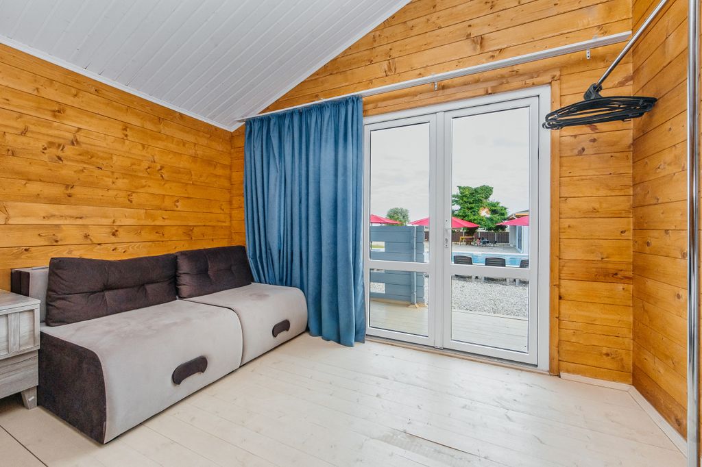 Дом Шале Фэмили