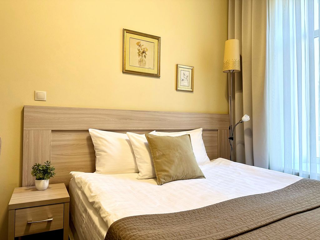 Двухместный номер с 1 кроватью Классическая комната на двоих или одного