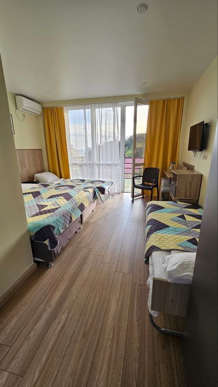 Четырёхместный номер эконом с видом на море