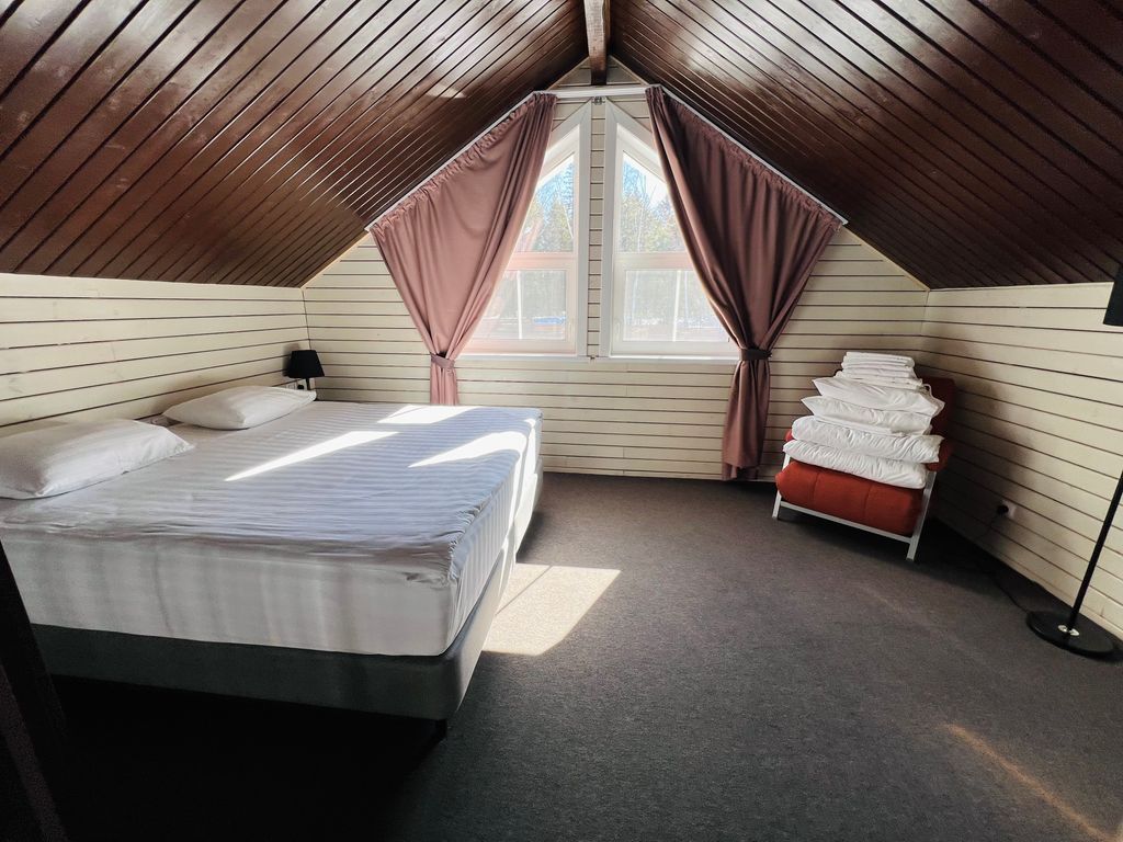 Дом семейное шале с камином