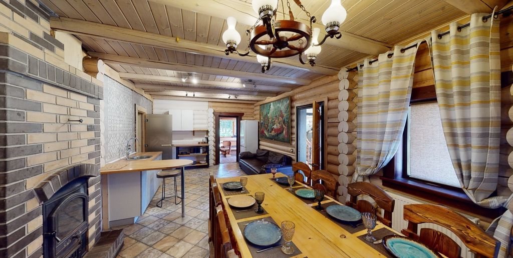 Дом с баней и чаном