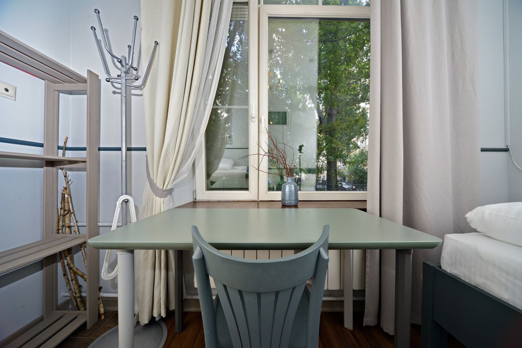 Двухместный номер с 2 отдельными кроватями стандарт с окном