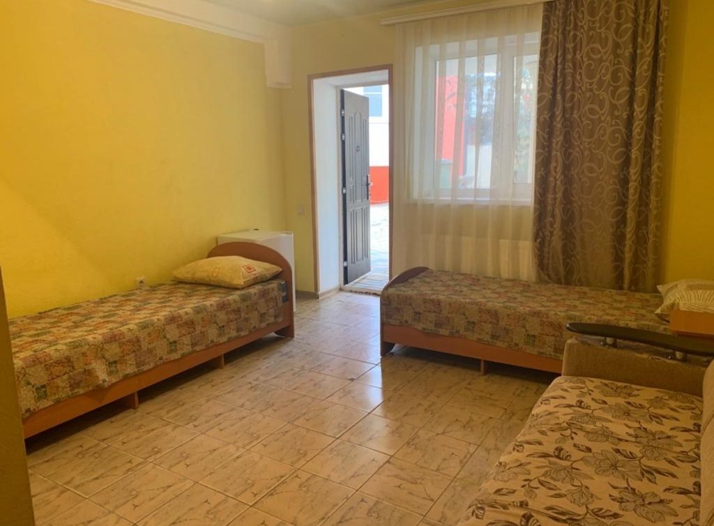 Трёхместный номер эконом