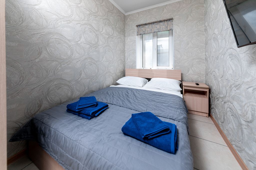 Апартаменты Двухкомнатная квартира с отдельным входом на 1 этаже