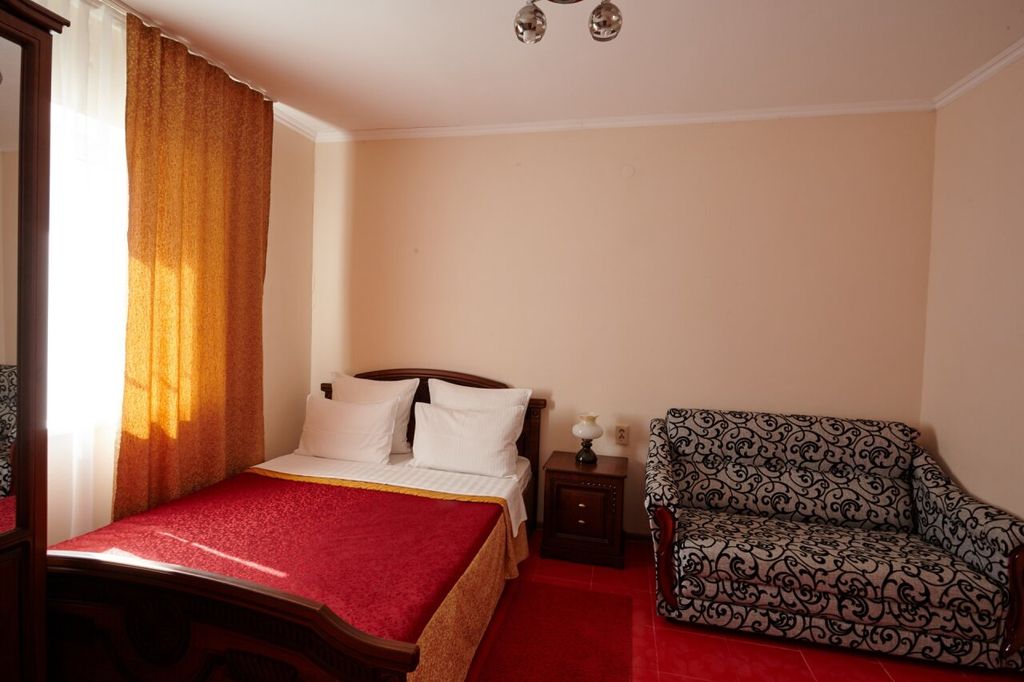 Трёхместный номер балкон с видом на море