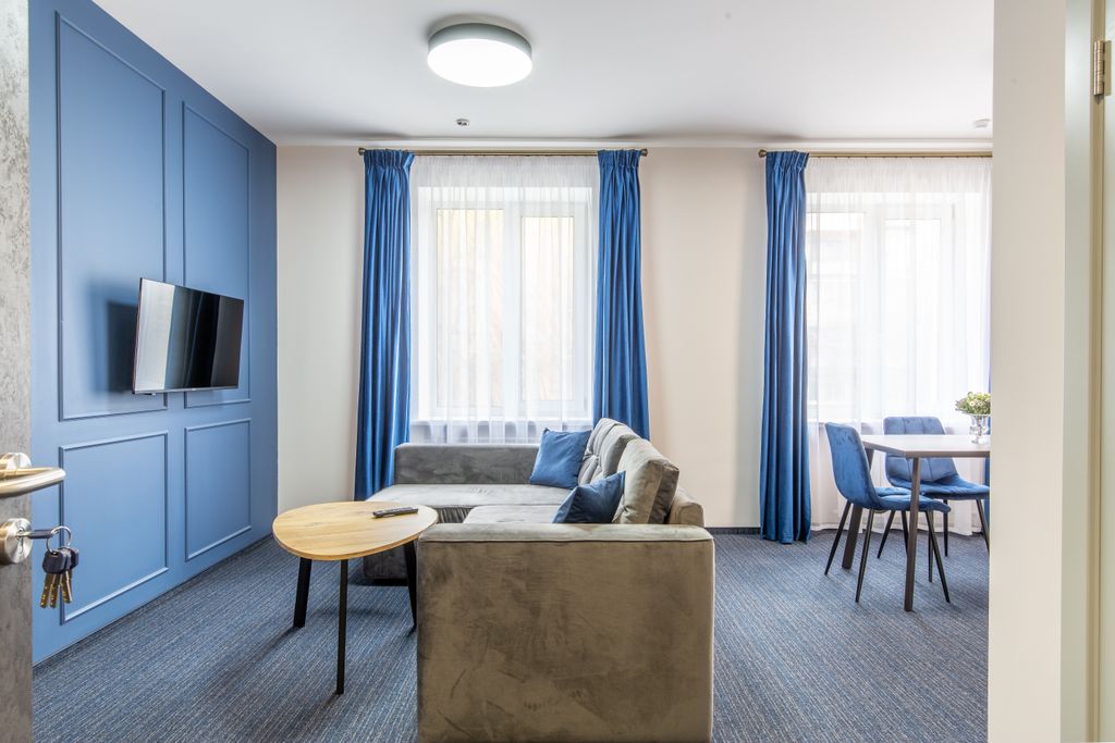 Апартаменты двухкомнатные Премиум с кухней