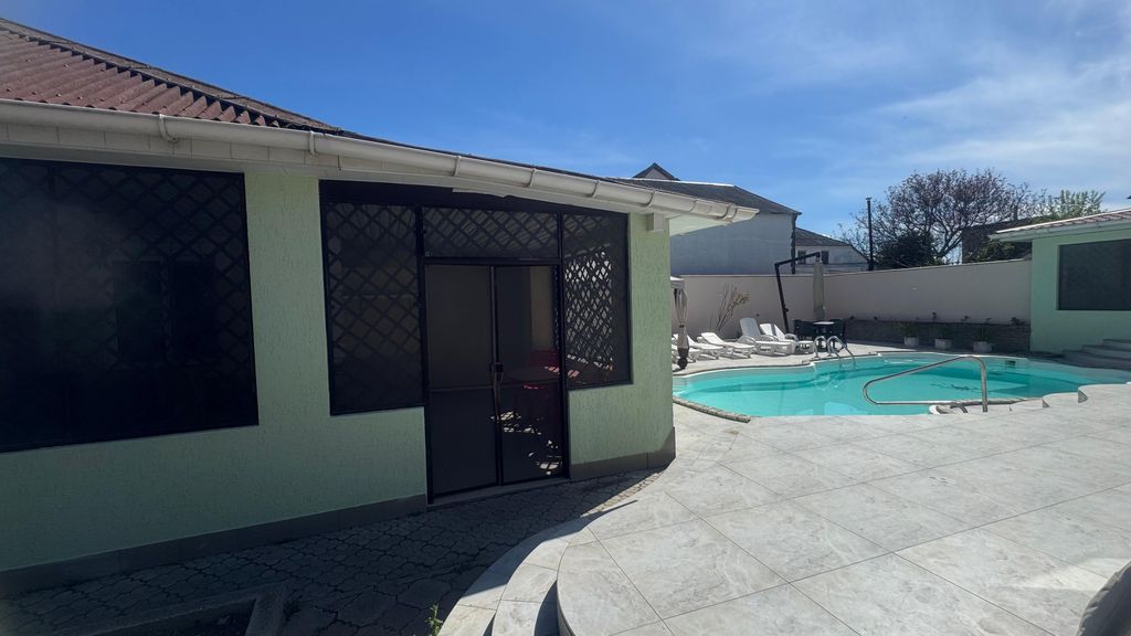 Дом с баней