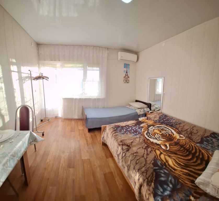 Трёхместный номер студия