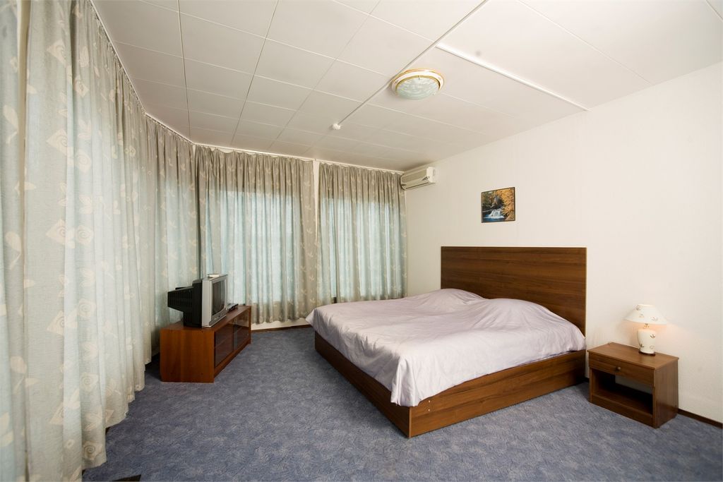 Четырёхместный номер Люкс на воде