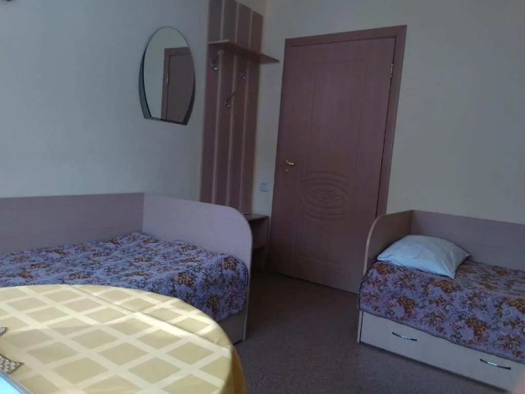 Трёхместный номер стандарт