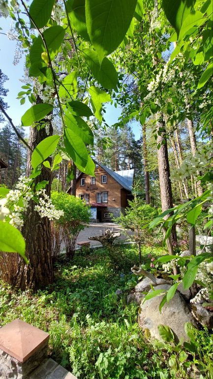 Четырёхместный номер с балконом