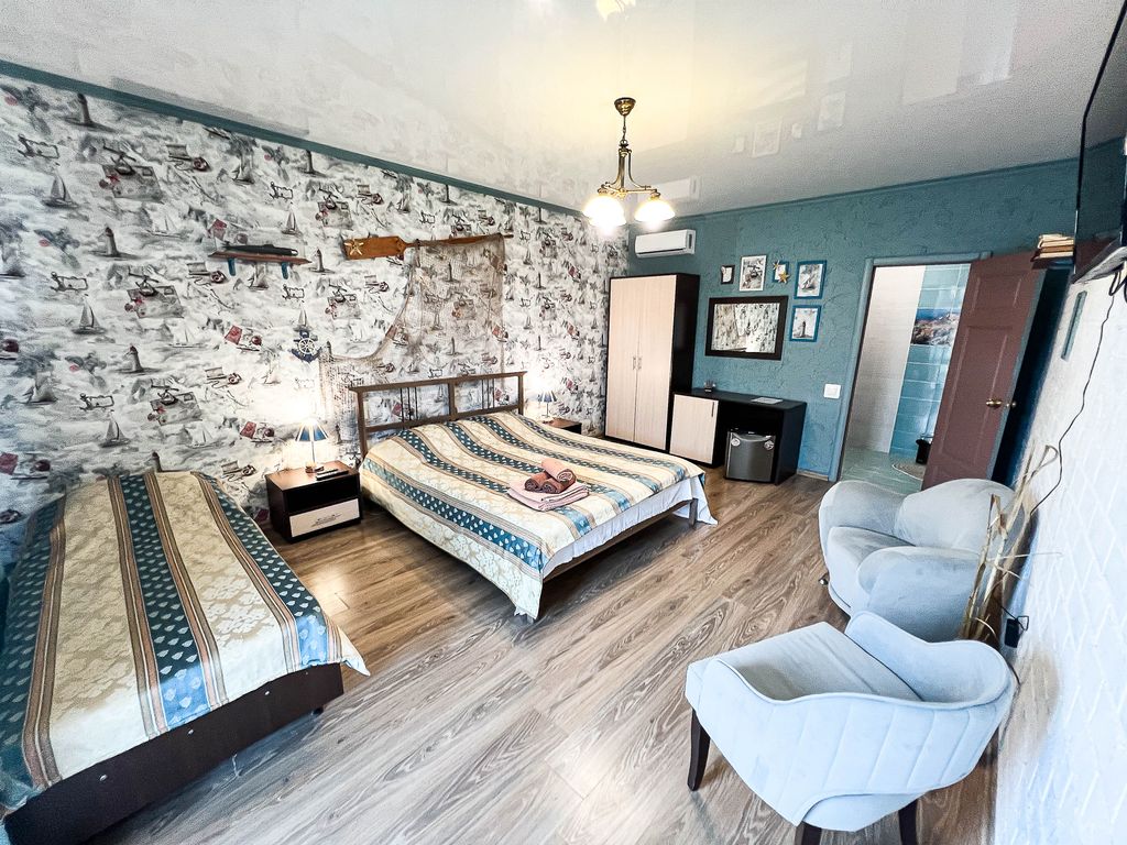 Трёхместный номер люкс