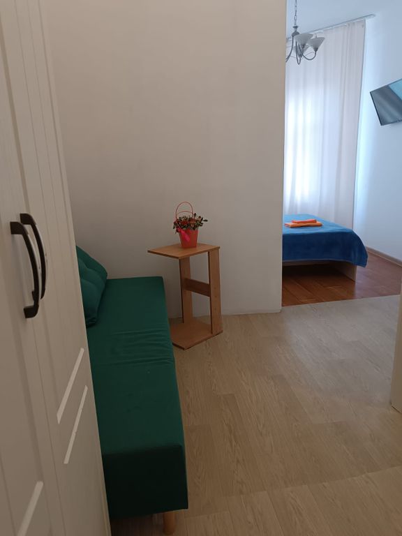 Четырёхместный номер стандарт с видом на город