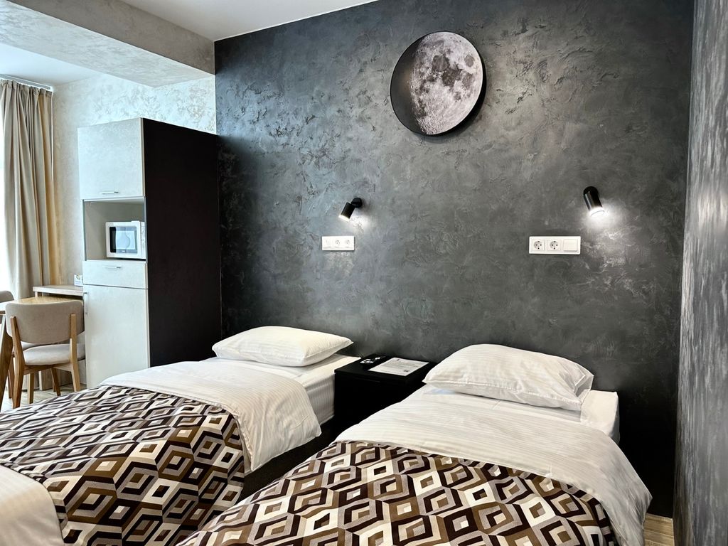 Трёхместный стандартный с отдельными кроватями дизайн луна, вид на парк