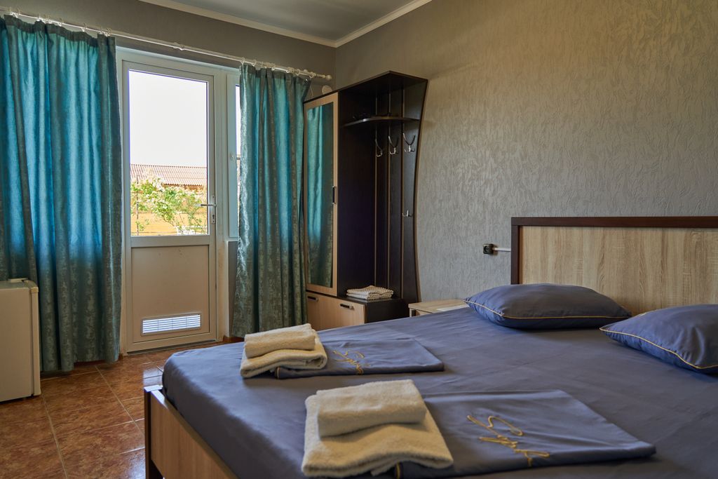 Двухместный номер с 1 кроватью 1 этаж вид на бассейн