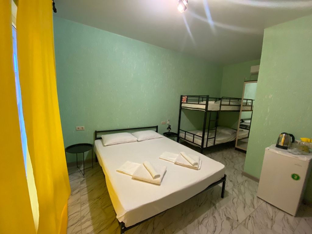 Четырёхместный номер стандарт