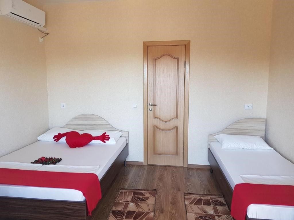 Четырёхместный номер стандарт