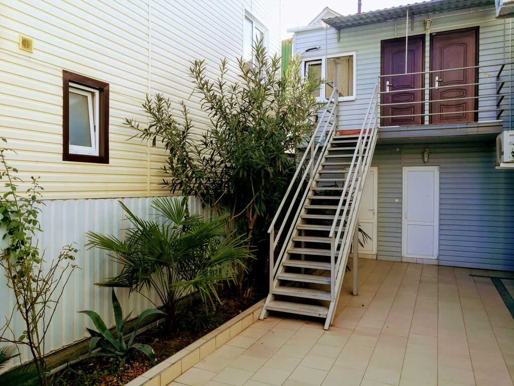 Двухместный номер с 1 кроватью эконом с видом на горы