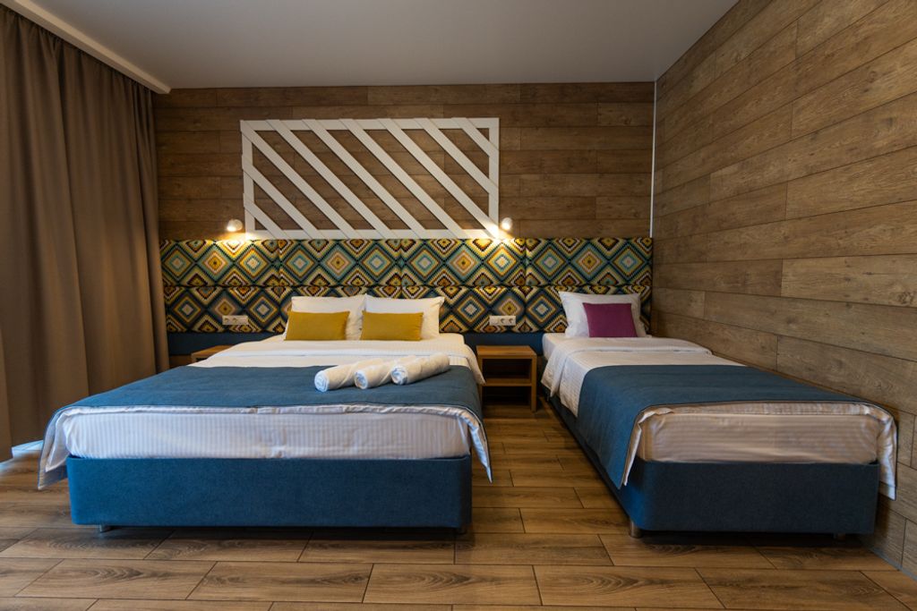 Трёхместный номер комфорт на 1 этаже