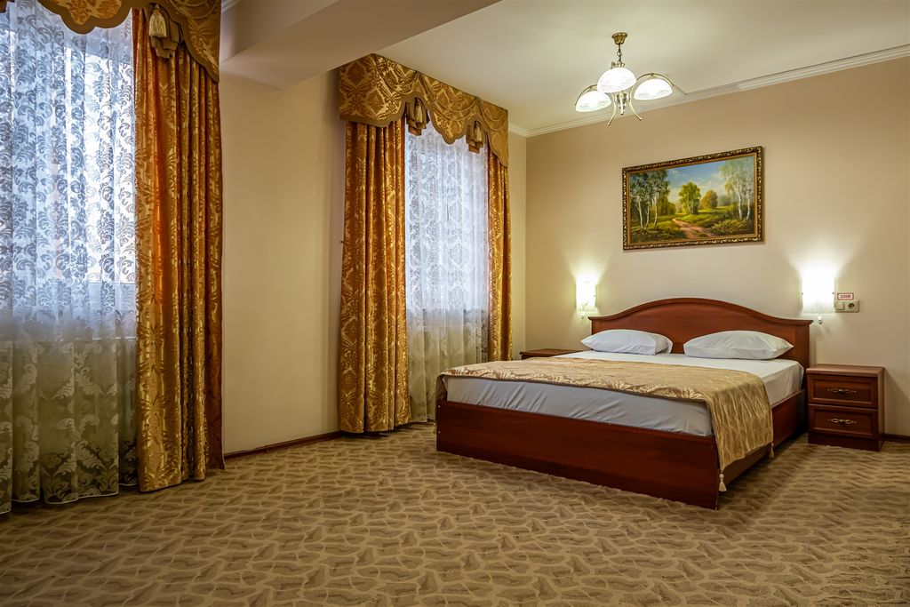 Двухместный номер с 1 кроватью улучшенный