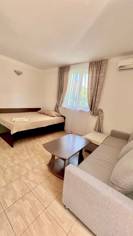 Трёхместный номер люкс 1 этаж отдельный вход