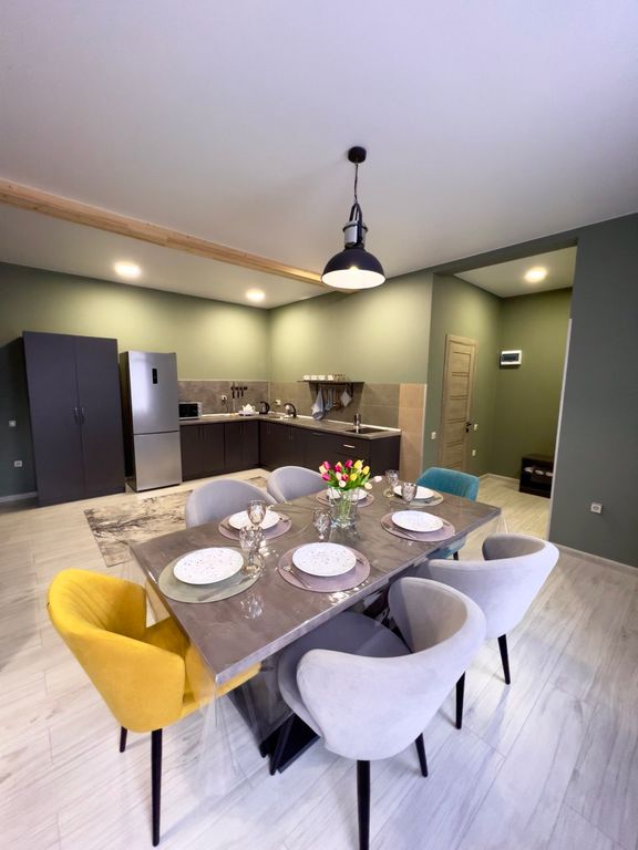 Дом коттедж 8-ми местный