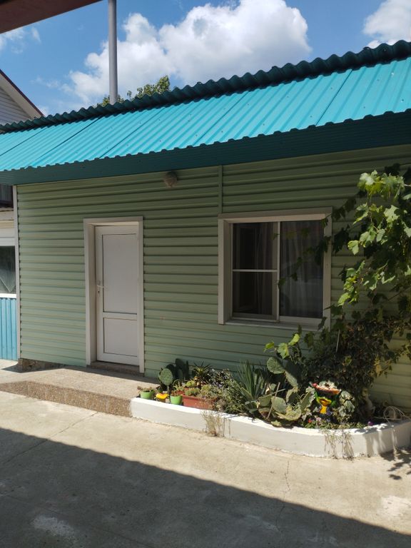 Четырёхместный номер стандарт с видом на горы