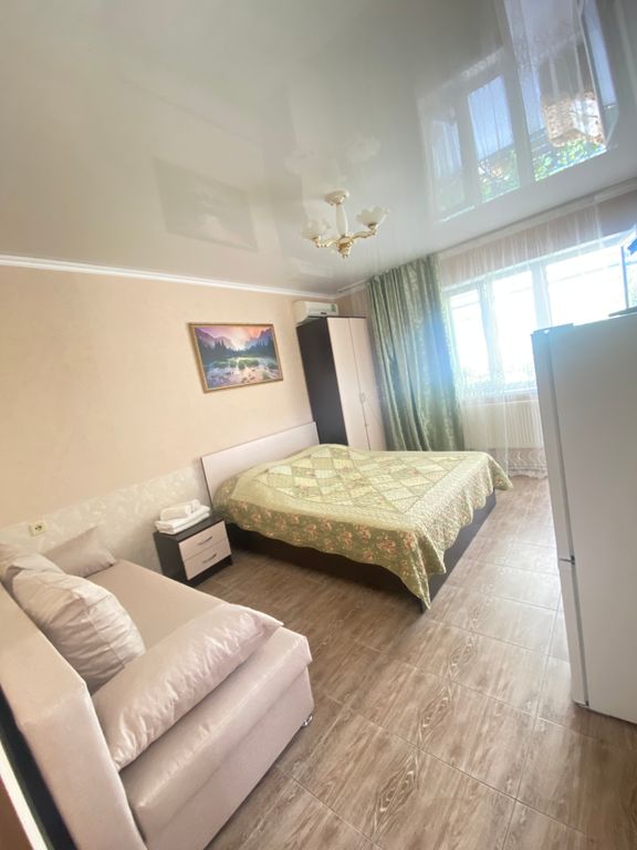 Четырёхместный номер люкс с видом на город