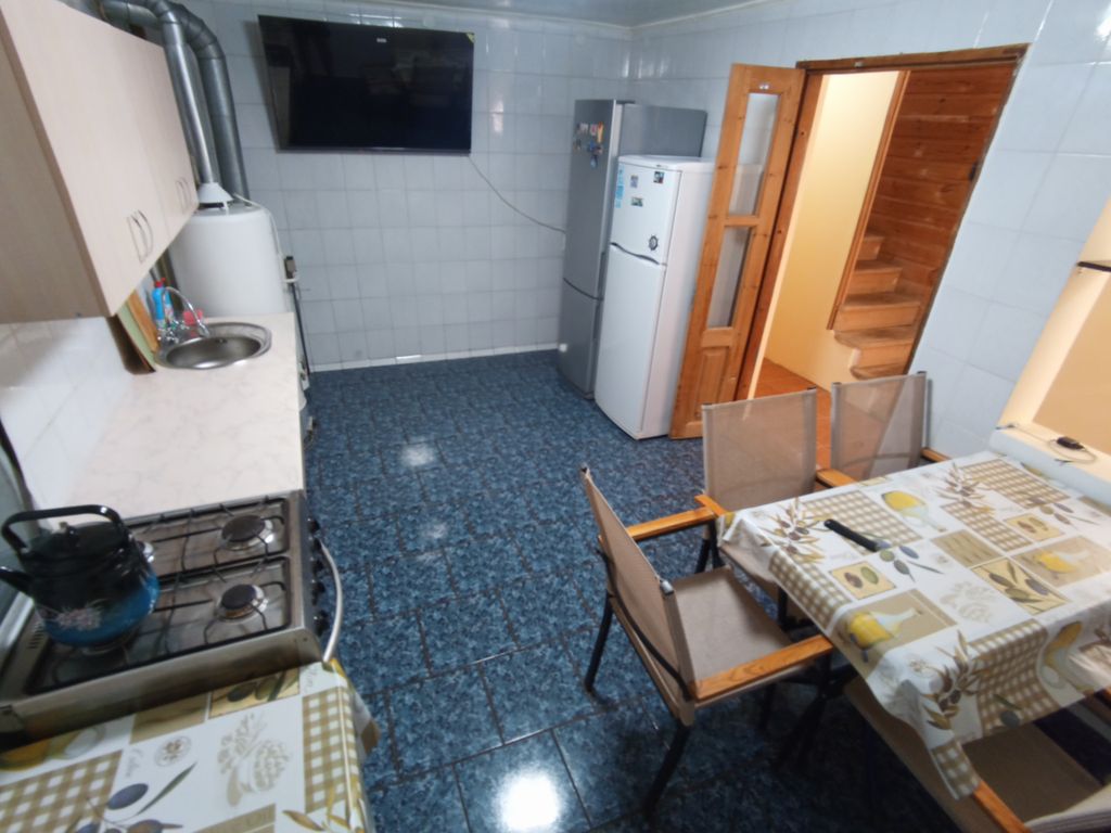 Дом двухэтажный на территории гостевого дома