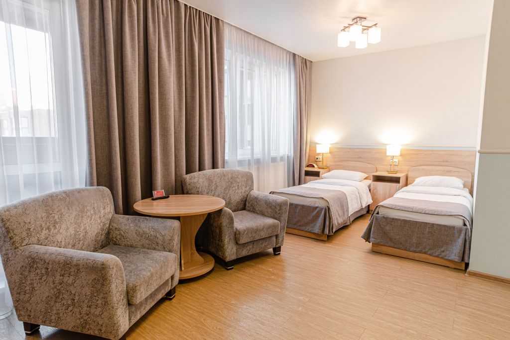 Двухместный номер с 2 отдельными кроватями полулюкс