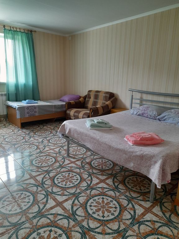 Многоместный смешанный номер семейный улучшенный с видом на горы