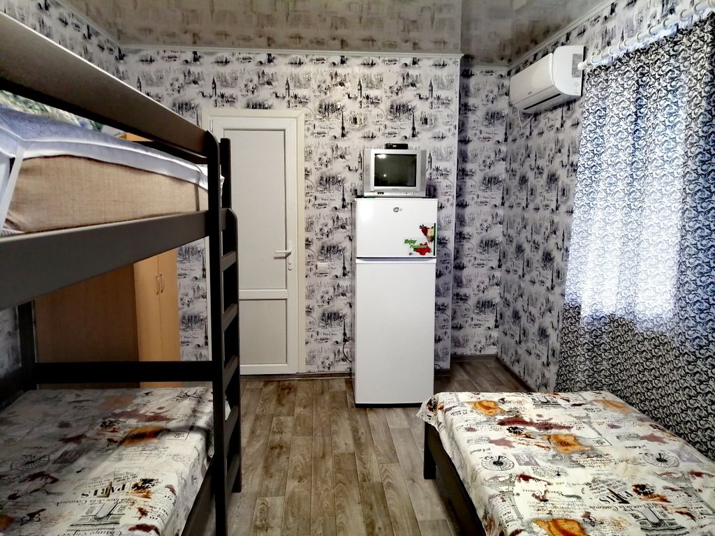 Трёхместный номер люкс