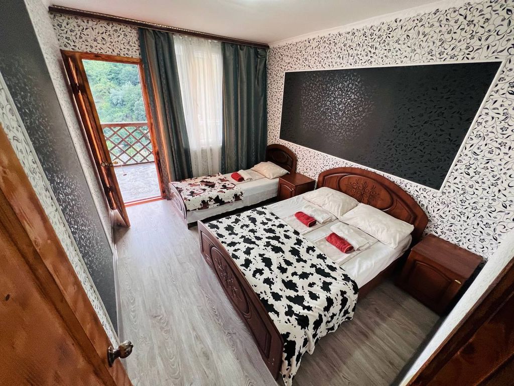 Трёхместный номер стандарт с видом на море