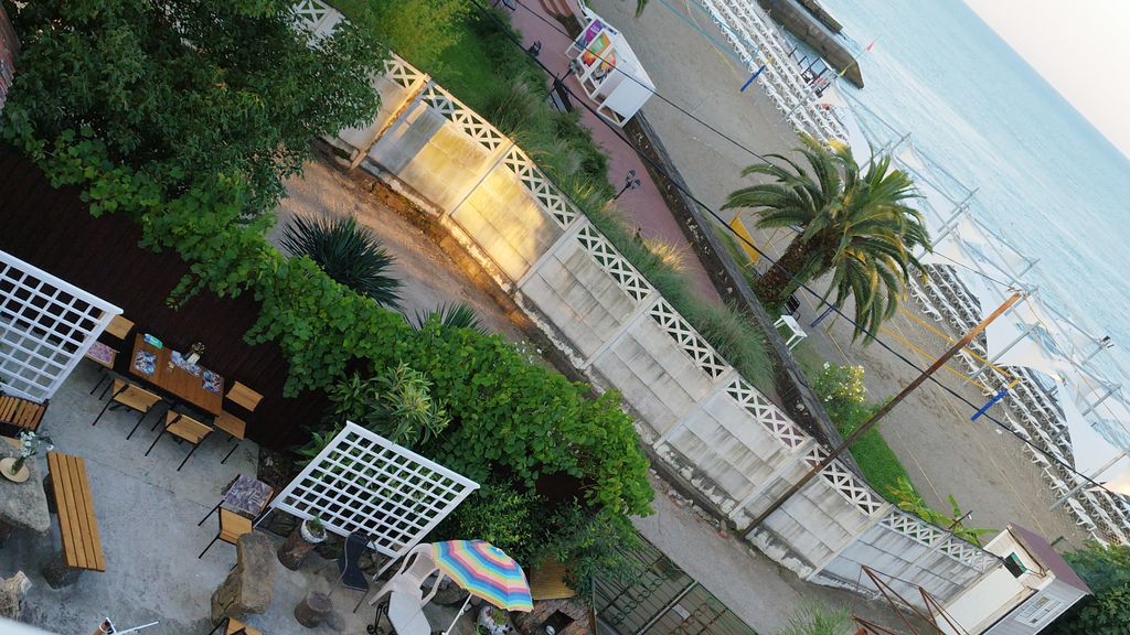 Семейный номер улучшенный с видом на море