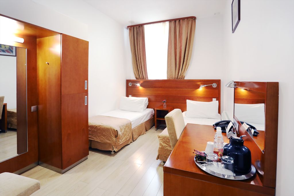 Двухместный номер с 2 отдельными кроватями стандарт