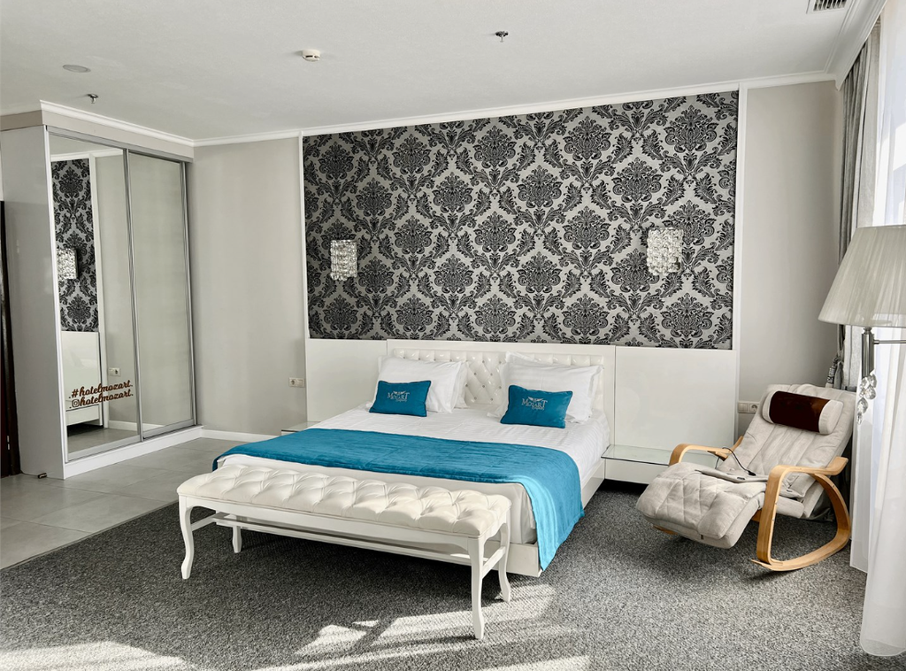 Двухместный номер с 1 кроватью джуниор сюит Эксклюзив