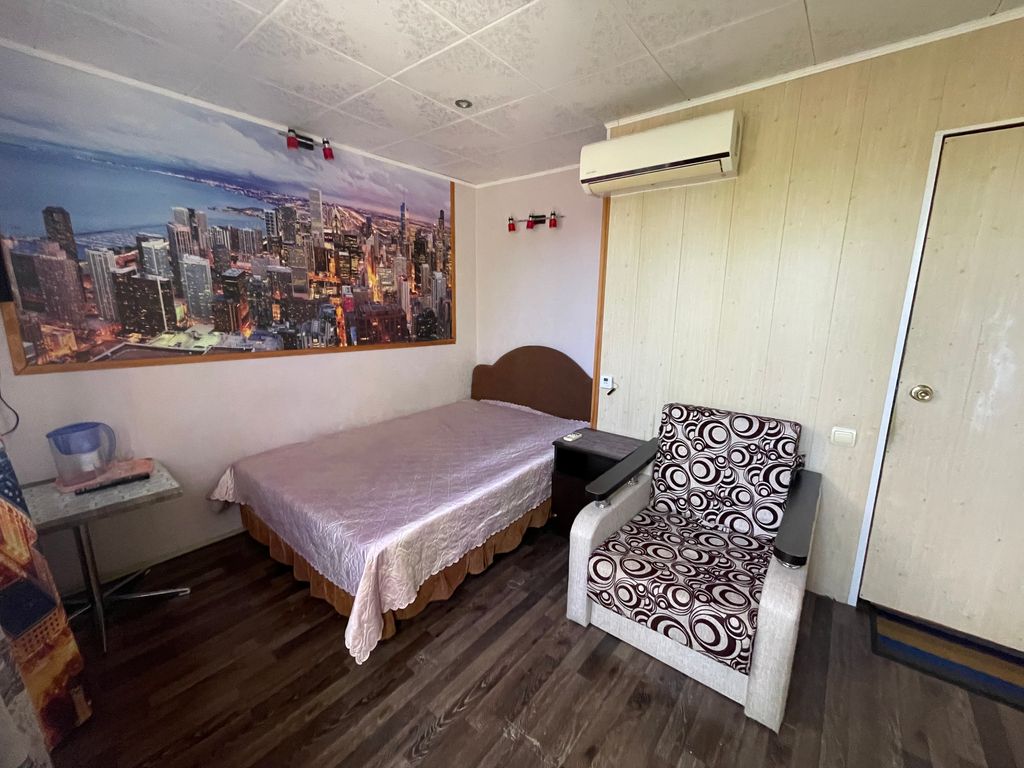 Трёхместный номер улучшенный с видом на море