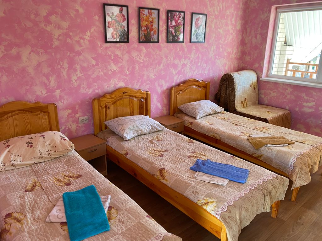 Комната 4-х местная с удобствами (тип 2)