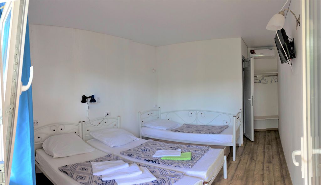 Трёхместный номер стандарт