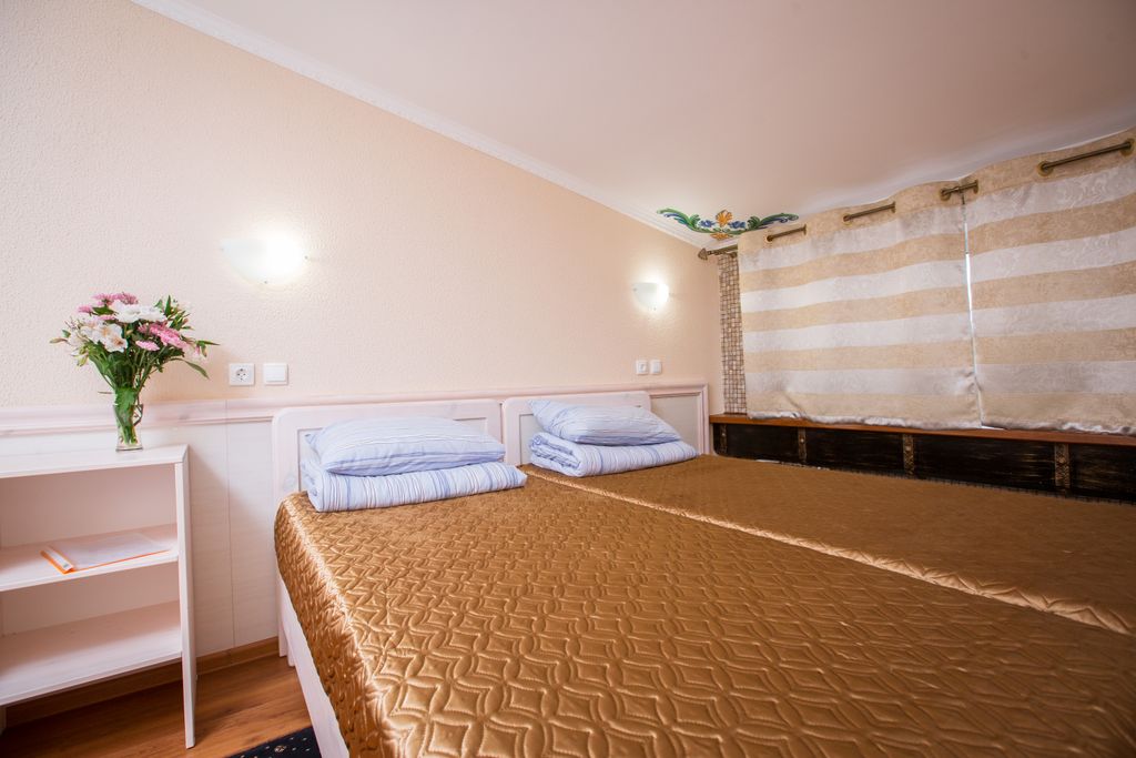 Двухместный номер с 2 отдельными кроватями стандарт