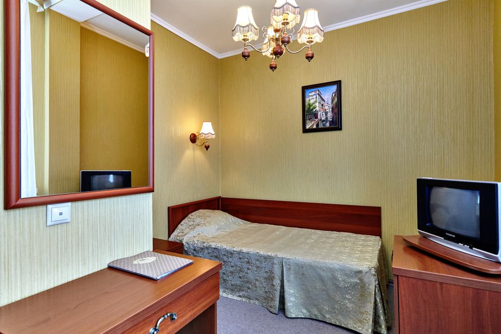 Одноместный номер эконом (ванная комната на 2 номера)