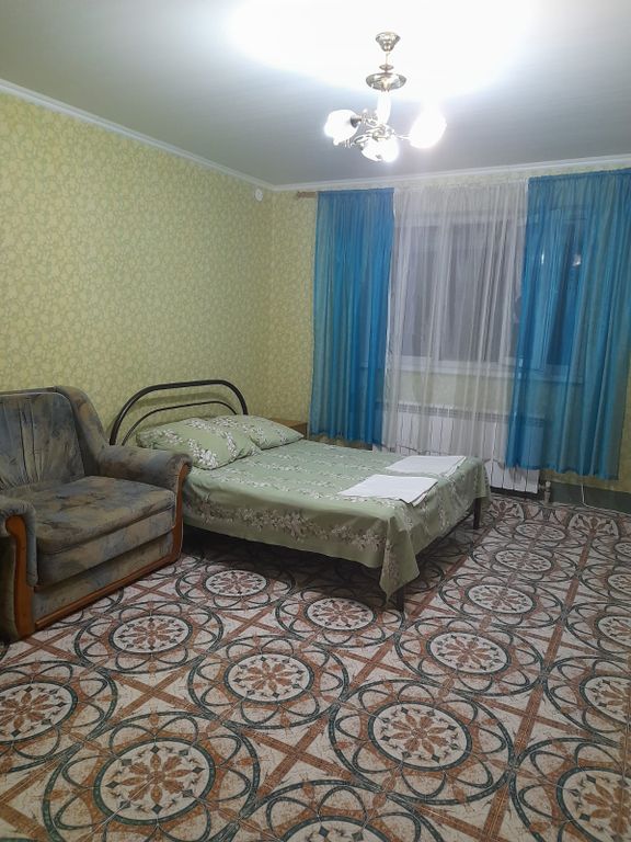 Четырёхместный номер улучшенный с видом на горы