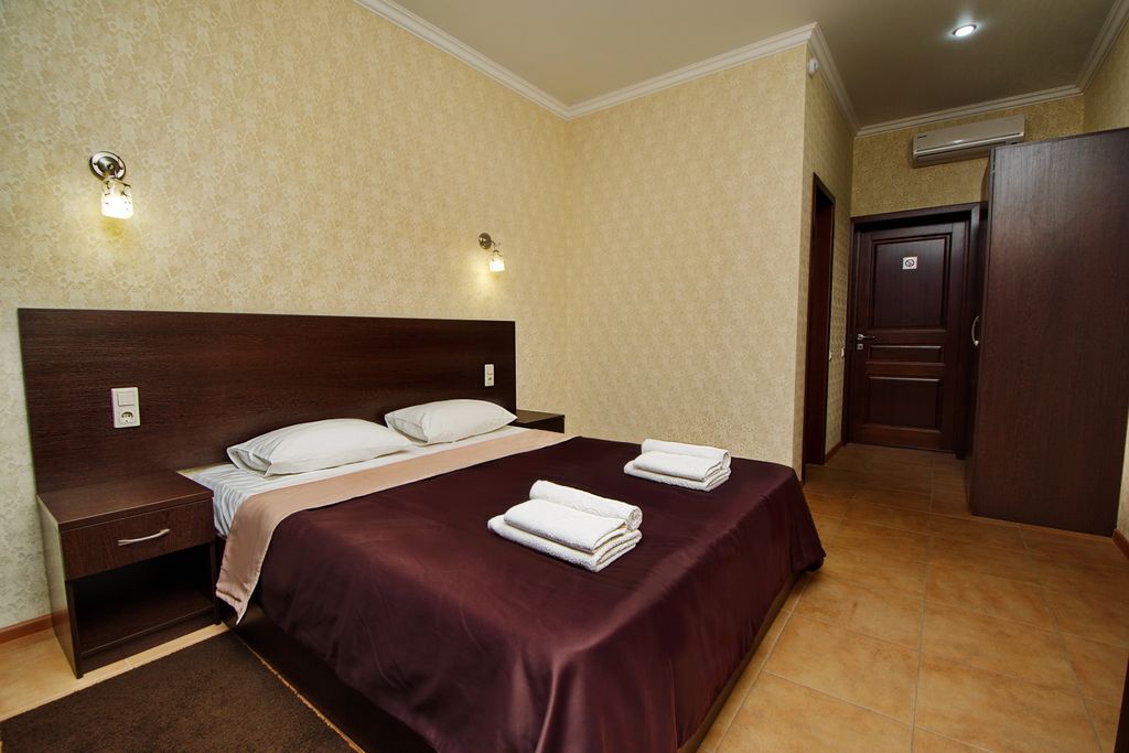 Двухместный номер с 1 кроватью Стандарт с балконом