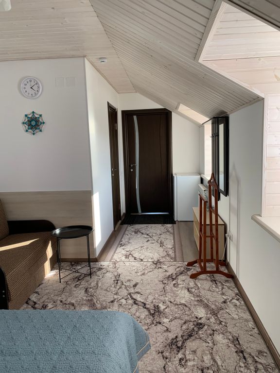 Трёхместный номер семейный номер (западный)