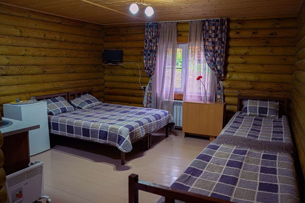 Четырёхместный номер в коттедже