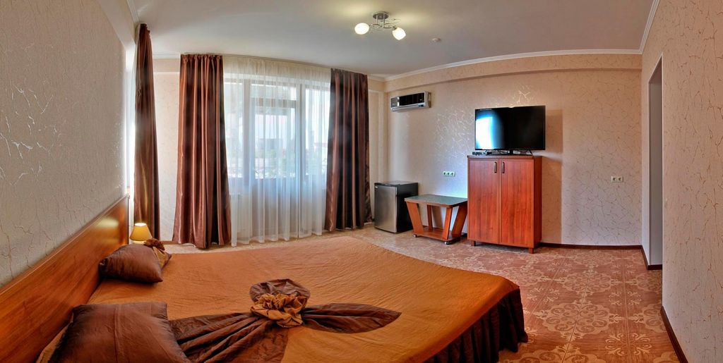 Двухместный номер с 1 кроватью однокомнатный с балконом