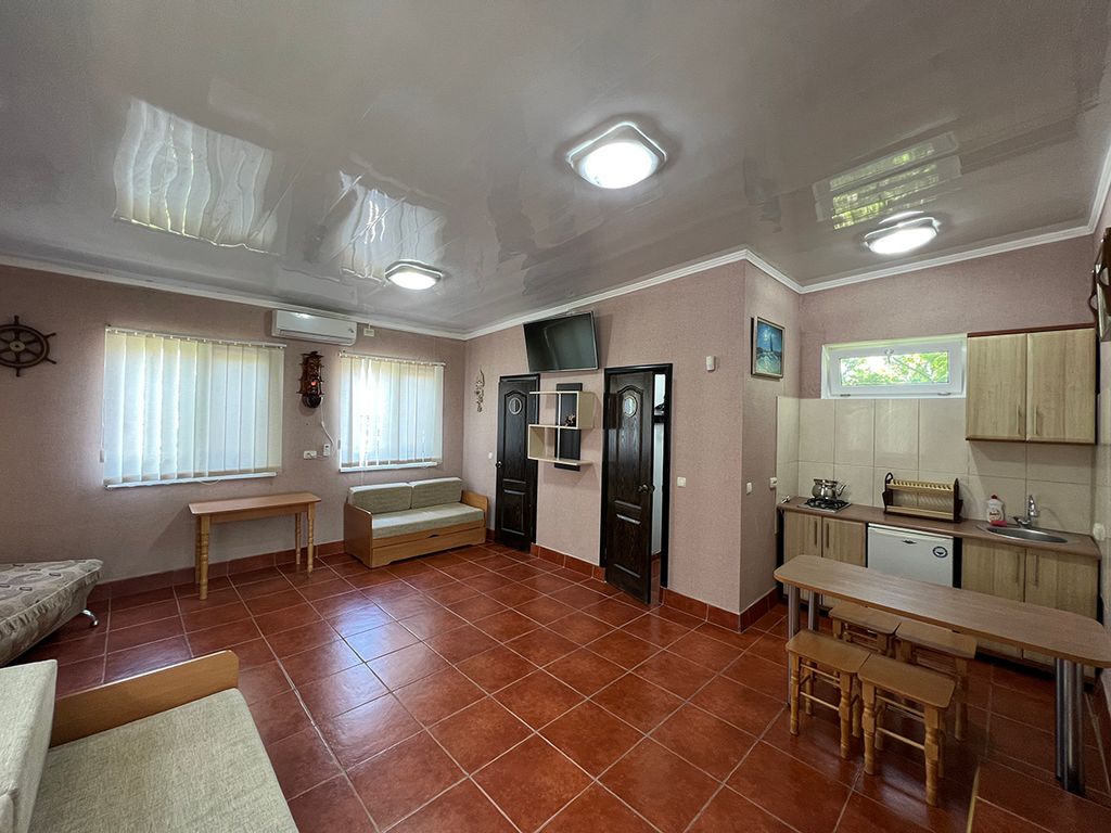 Четырёхместный номер люкс