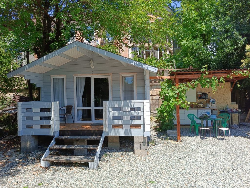 Четырёхместный номер у моря 1