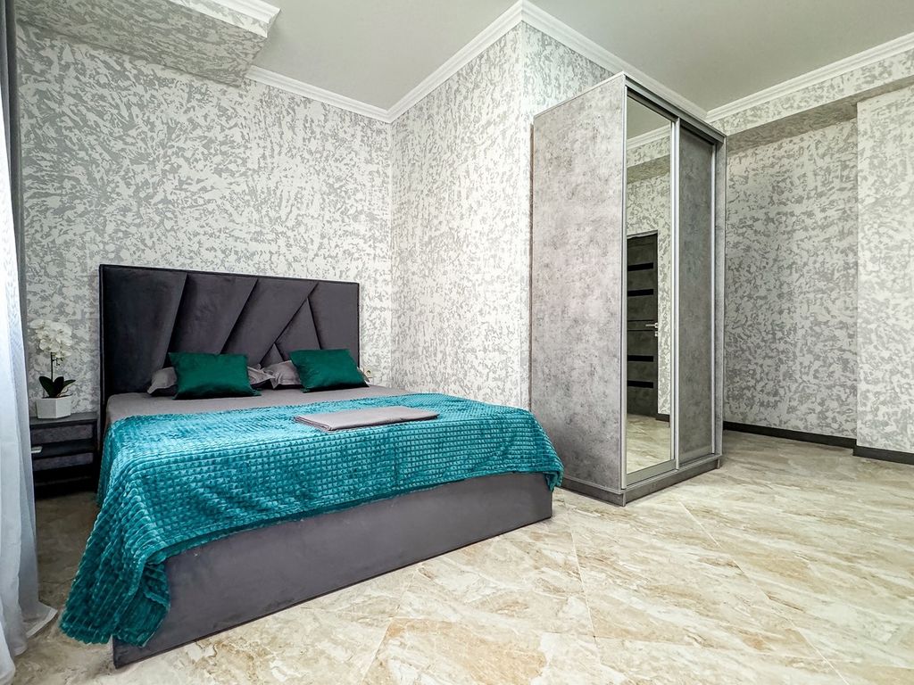 Двухместный номер с 1 кроватью улучшенный однокомнатный на 1 этаже 30,32,34,20