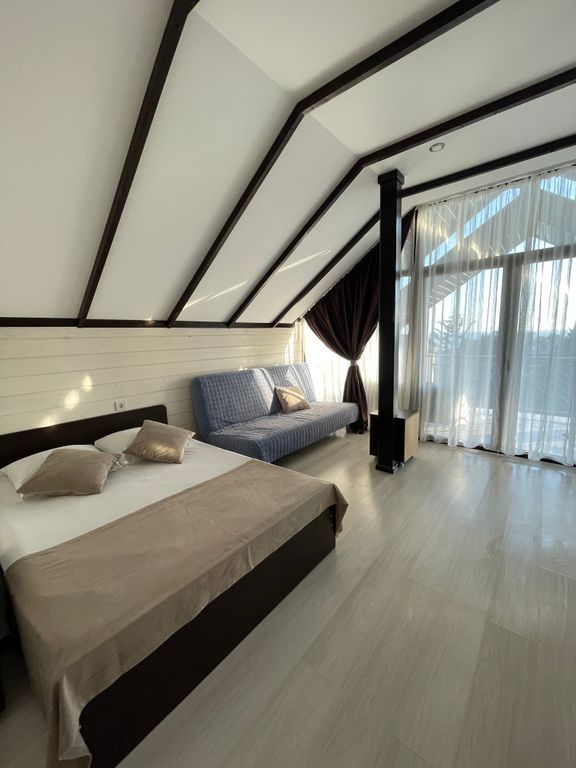 Семейный номер с террасой